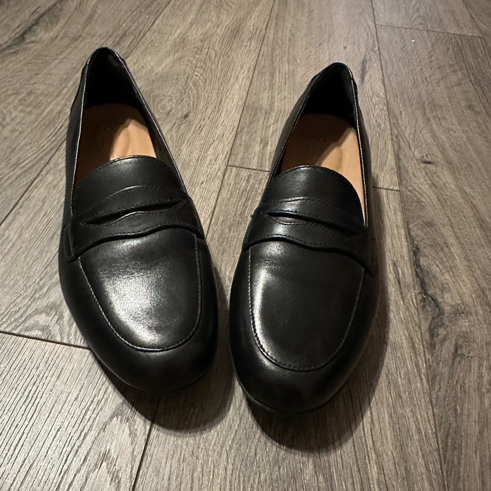 Ladies Clark’s Loafers